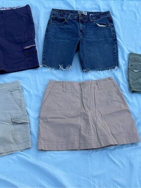 Bundle of 5 Women’s ShortsSize 10-11